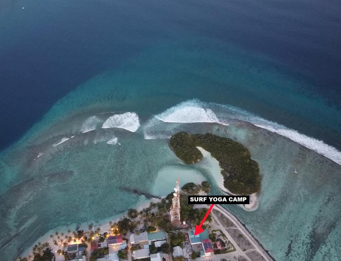 Varunula Surf Camp Thulusdhoo Bagian luar foto